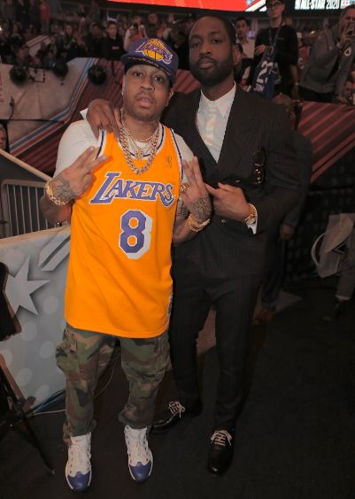 压枪牵制 压枪牵制